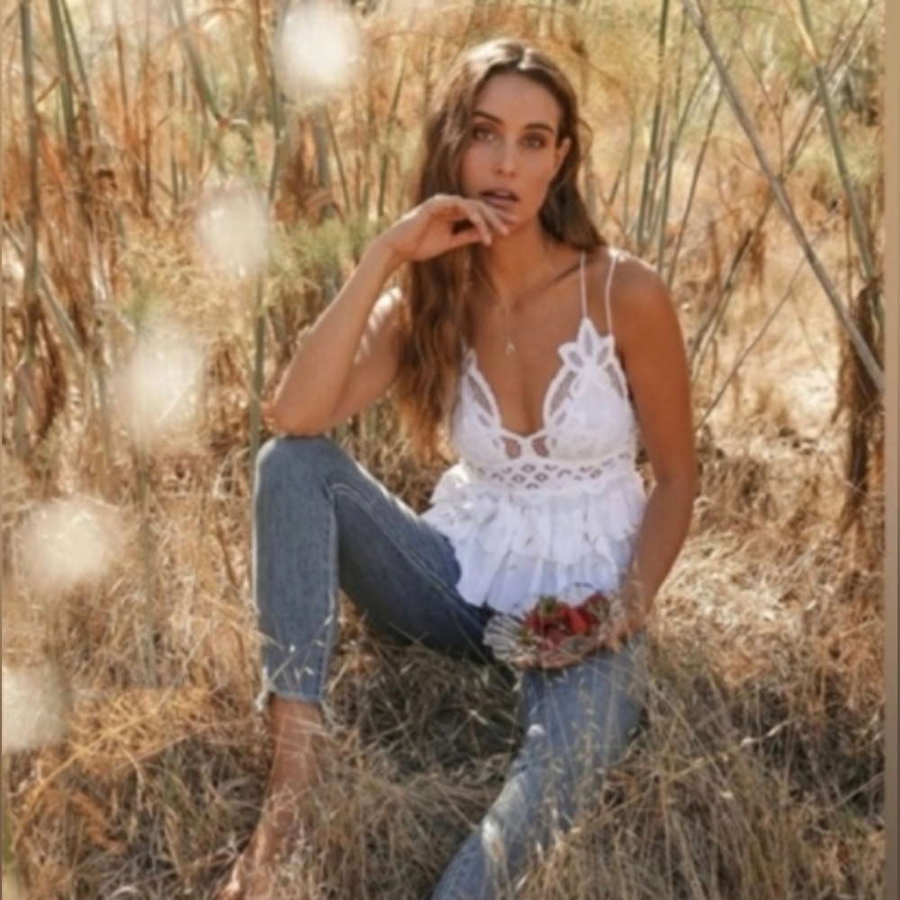 Free People Adella Cami White Lace V-Neck Sleeveless Camisole XS NWT - Picture 4 of 16